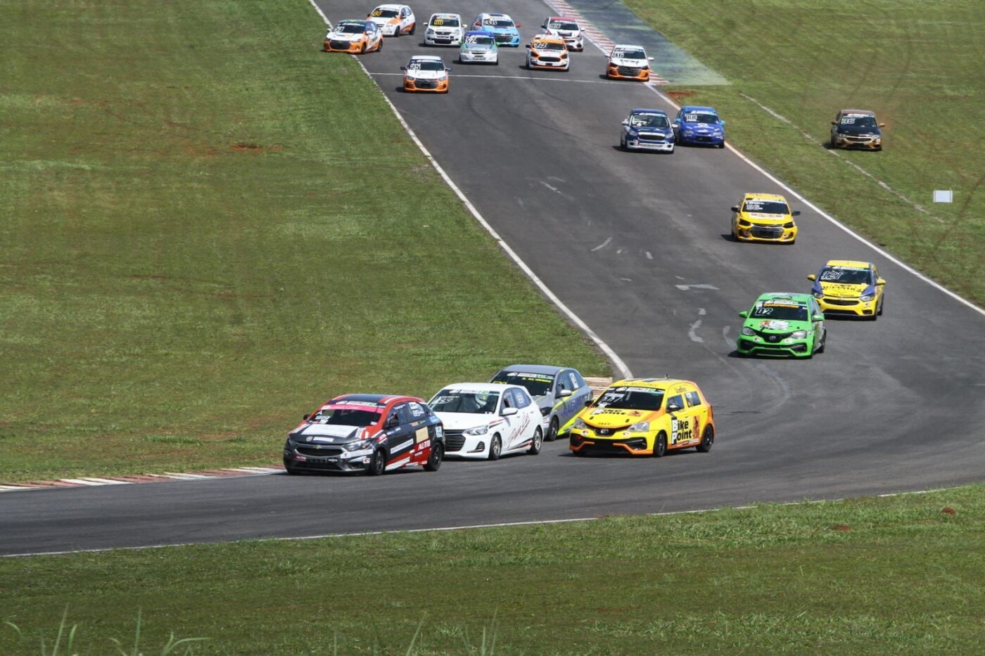 Turismo 1.4 na Pista